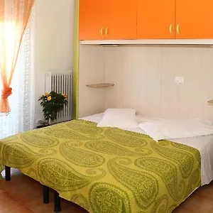 hotel-corso.hotelslidodijesolo.com/