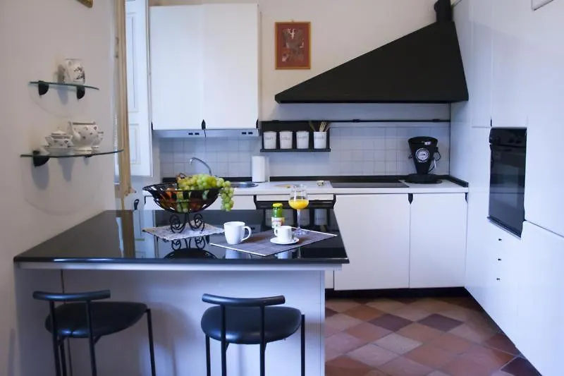 Maison Nardone Guest House Arezzo Italy
